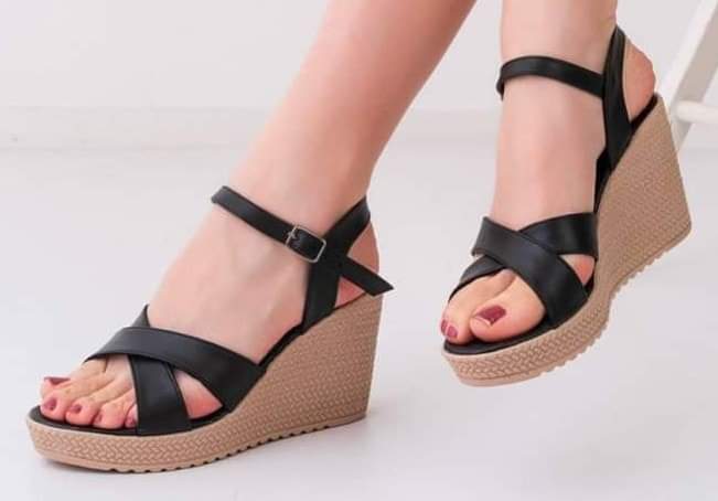 High heel buckle Black Sandal - Image 3